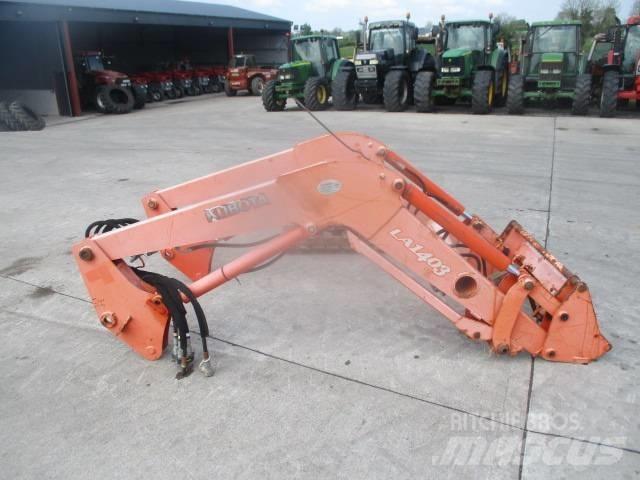 Kubota LA1403 Loader Трактори