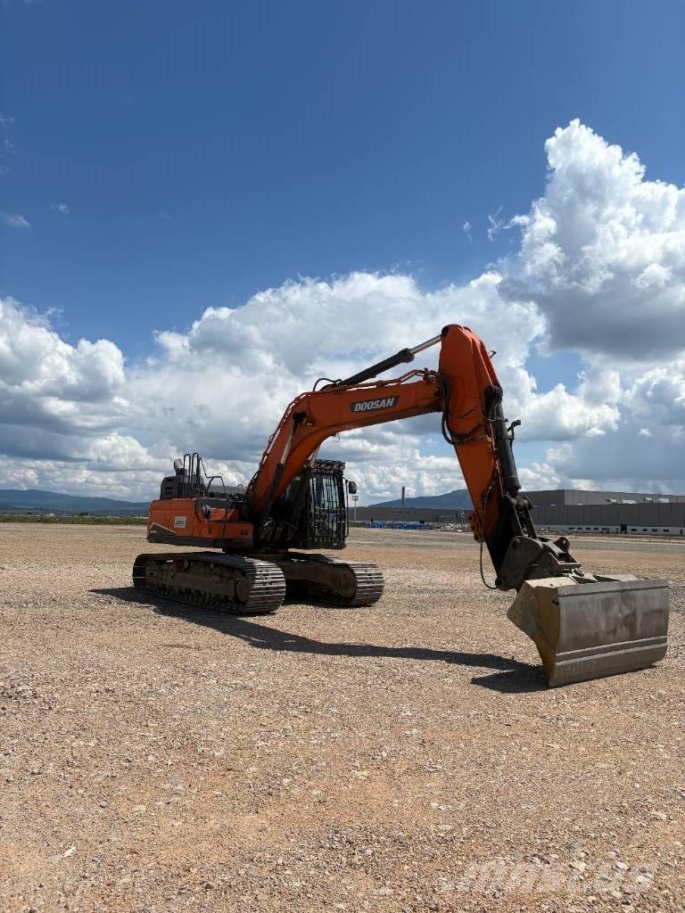 Doosan DX 300 LC-5 Верижен екскаватор