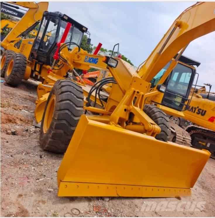 XCMG GR 215 Грейдери