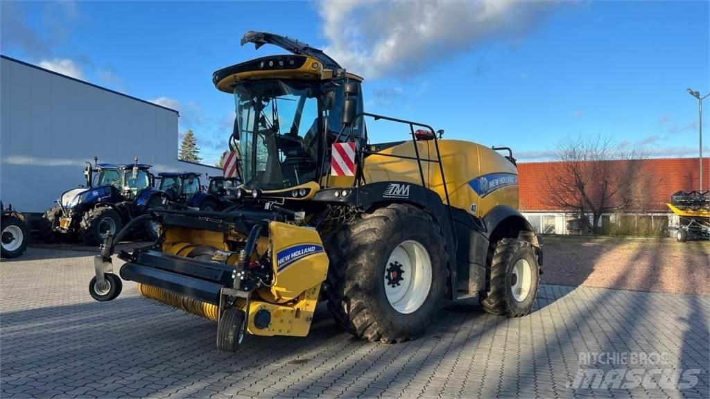New Holland FR 550 Самоходни фуражири