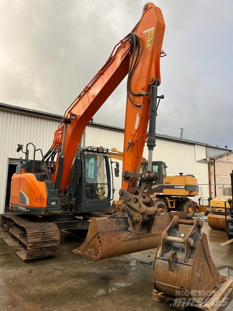 Doosan DX140 LCR Верижен екскаватор