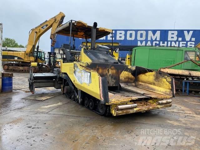 CAT AP 655 D Машини за асфалт