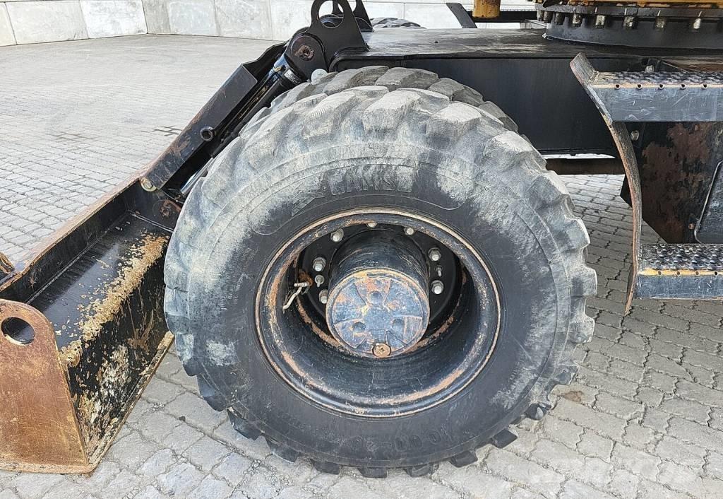 CAT M313 D Колесни екскаватори