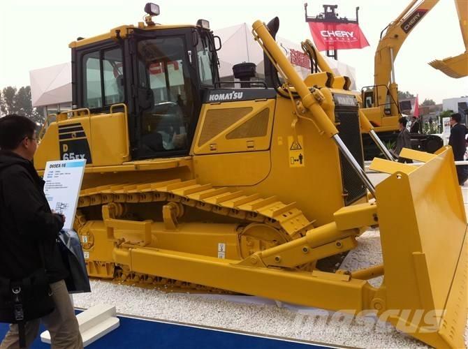 Komatsu d65ex-16 Верижни булдозери
