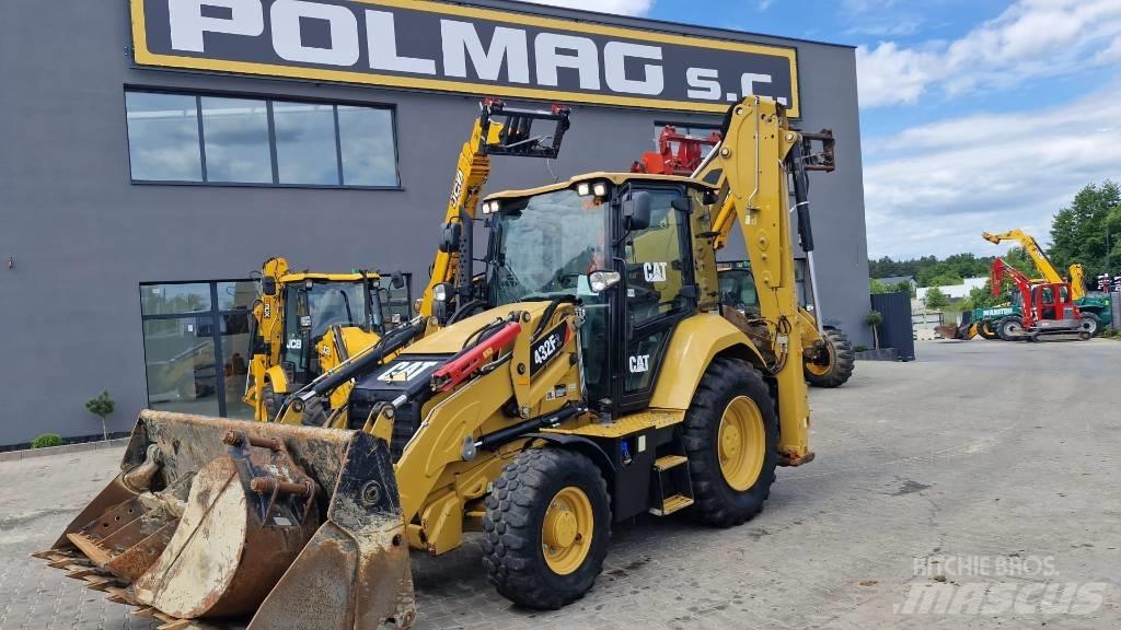 CAT 432 F2 Товарач със заден ексватор