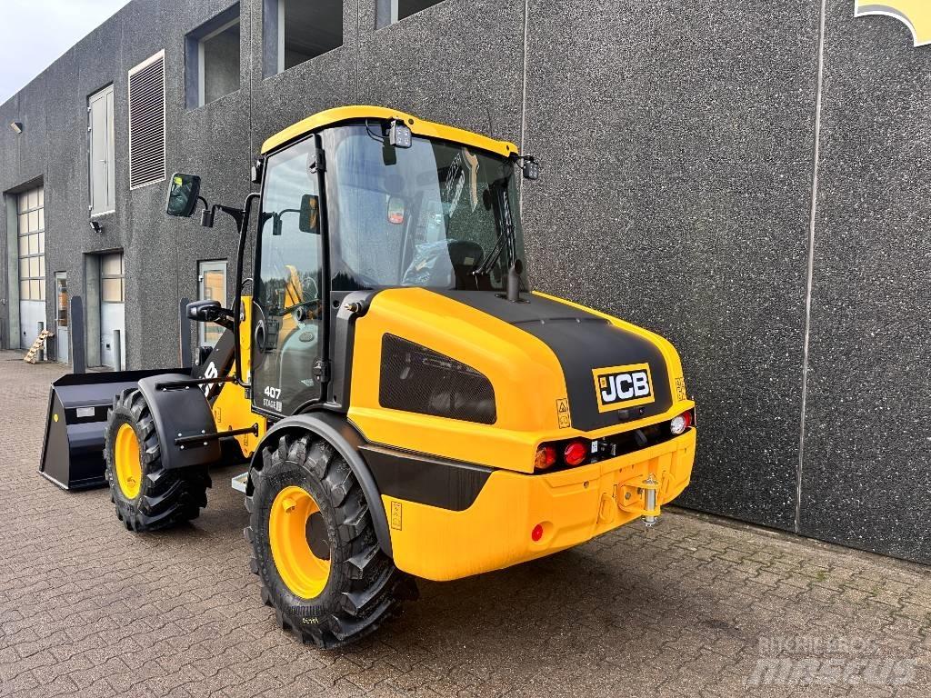 JCB 407 Колесни товарачи