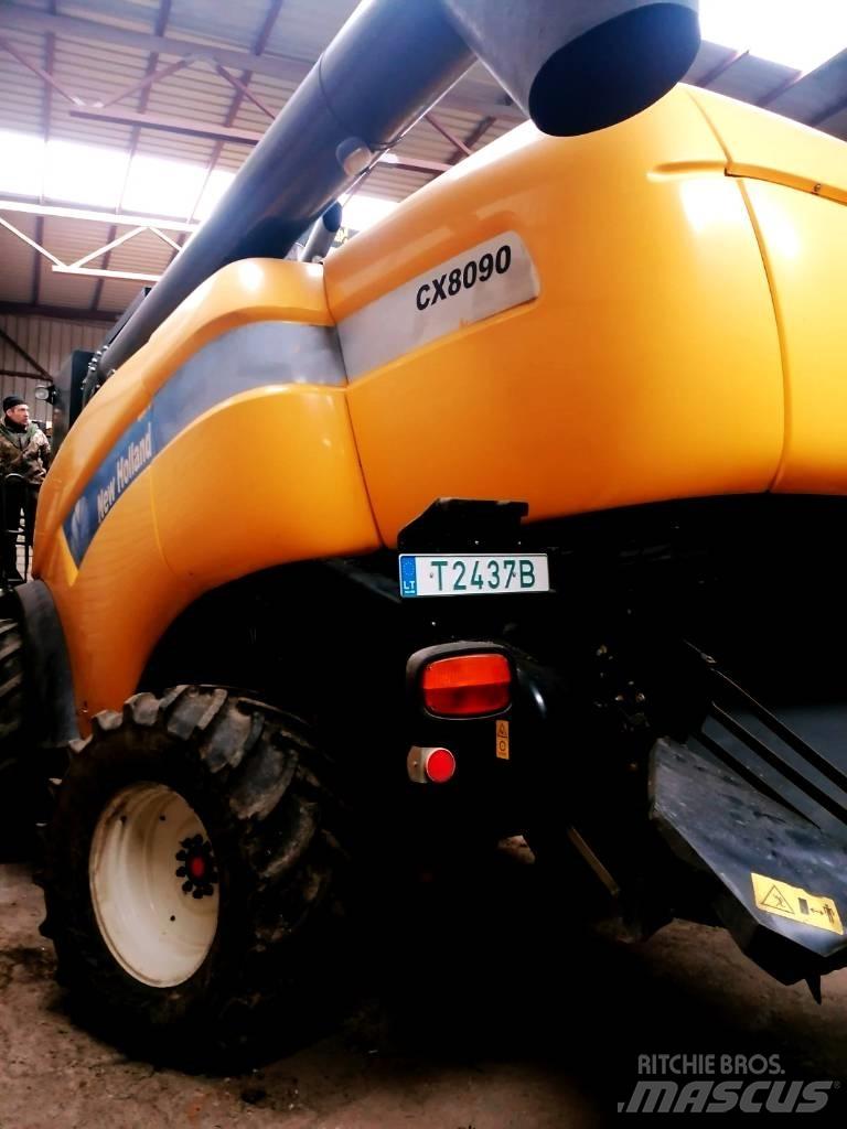 New Holland CX 8090 Комбайни
