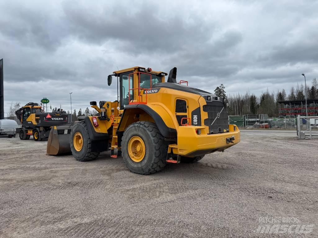Volvo L 180 H Колесни товарачи