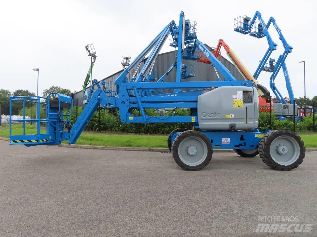 Genie Z 45/25 J Съчленени стрелови подемници