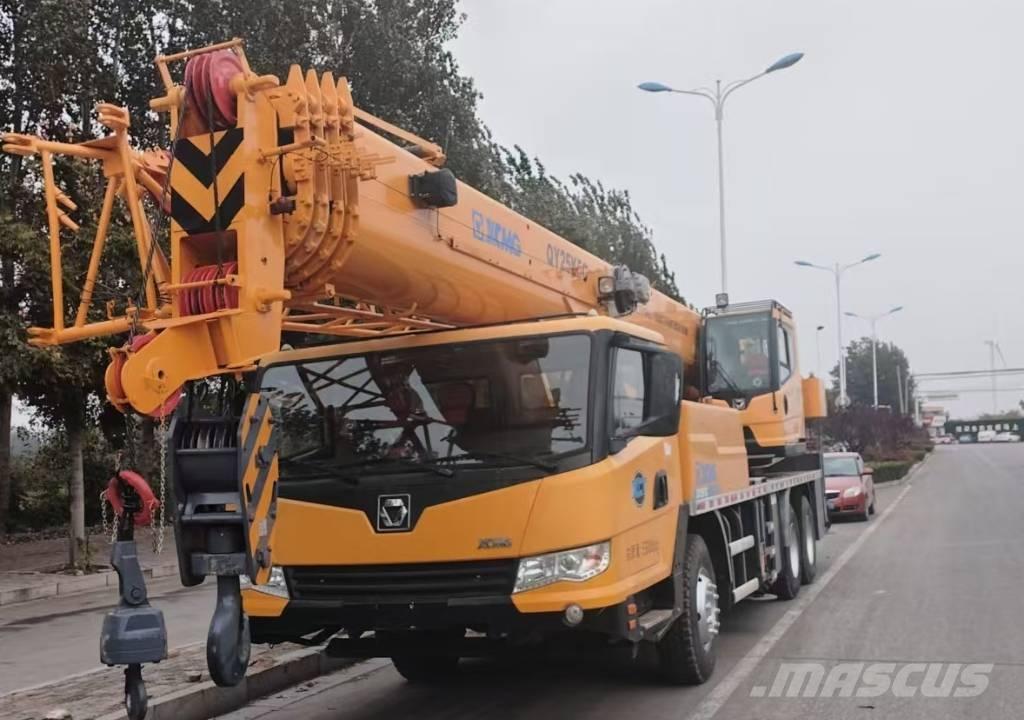 XCMG QY25K5C Всъдеходни кранове