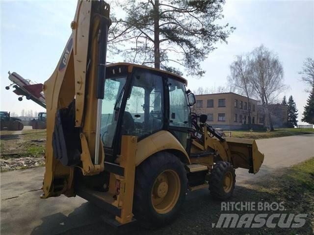 CAT 428 F Товарач със заден ексватор