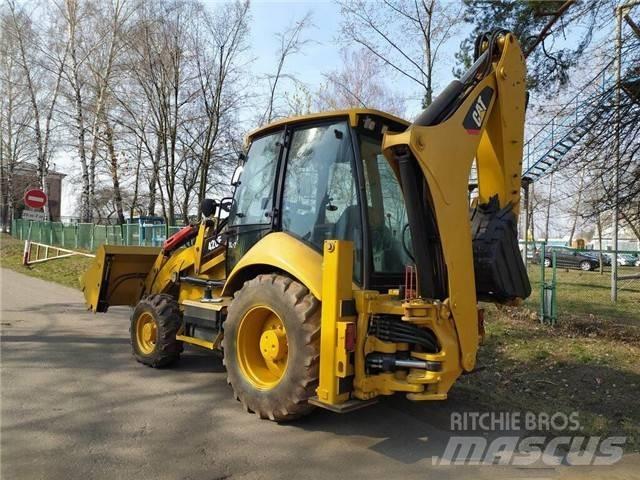 CAT 428 F Товарач със заден ексватор