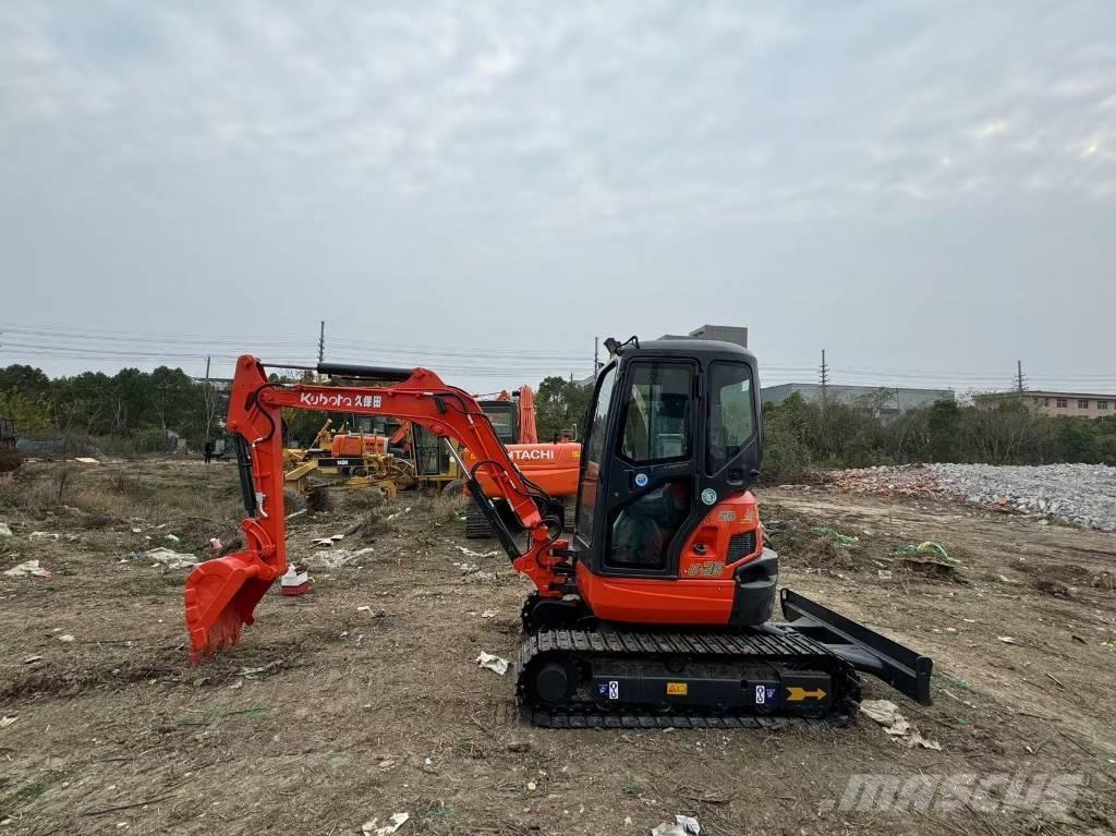 Kubota U 35 Мини екскаватори < 7 т