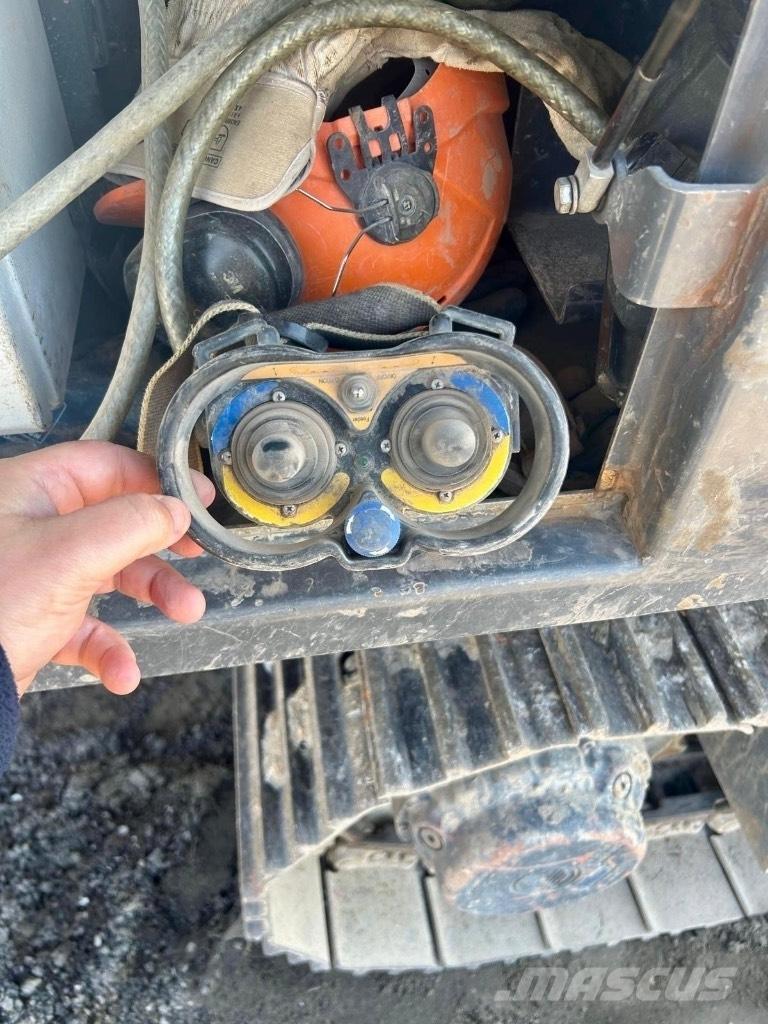 Sandvik QJ 241 Мобилни трошачки
