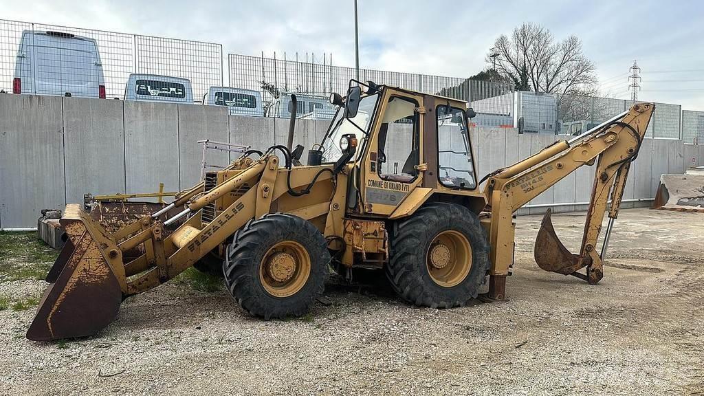 Fiat ALLIS BH4.5 Товарач със заден ексватор