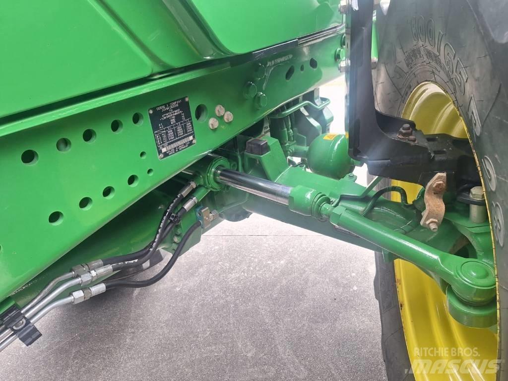 John Deere 6155 R Трактори