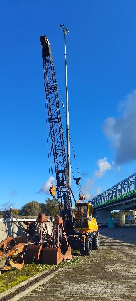 Sennebogen S 611 M Кранове за тежък терен