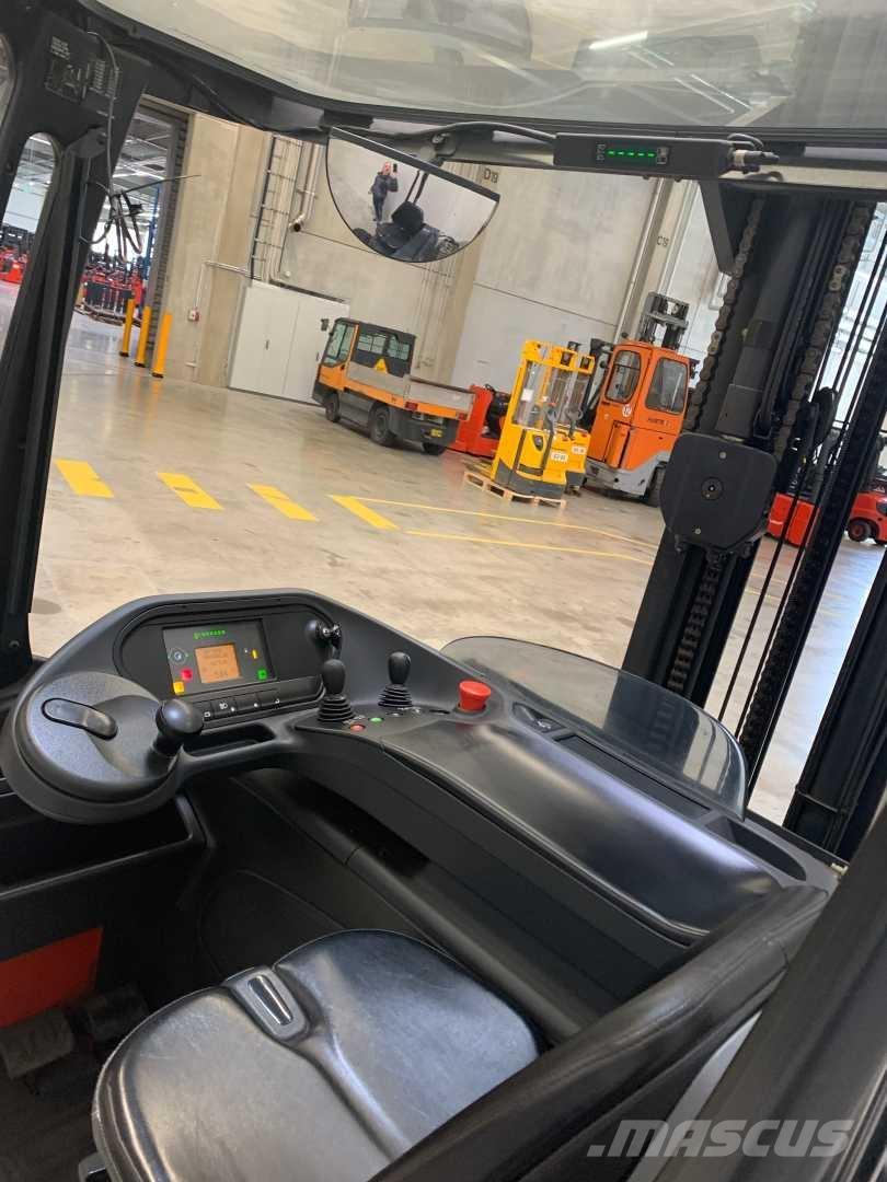 Linde R16HD Ретрак/ Високоповдигач с изместване на вилката напред