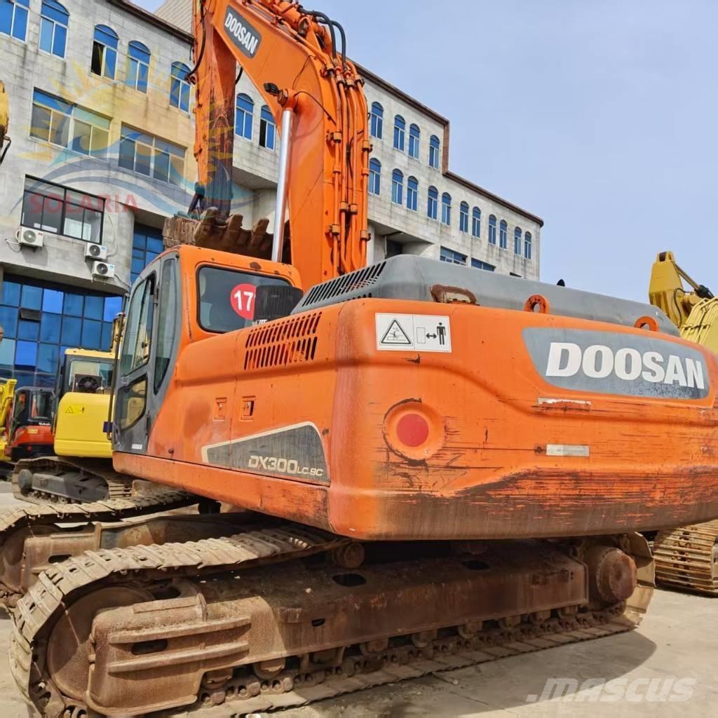 Doosan DX 300 LC Верижен екскаватор