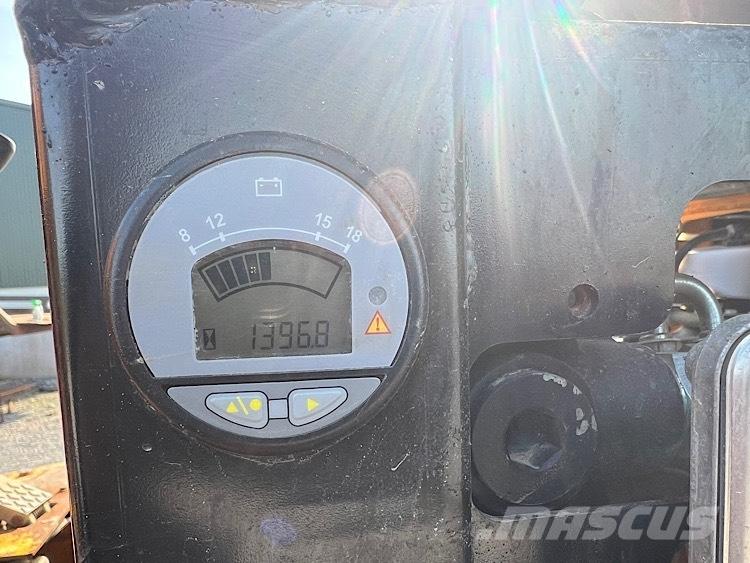 Thwaites 6T Swivel Странични самосвали