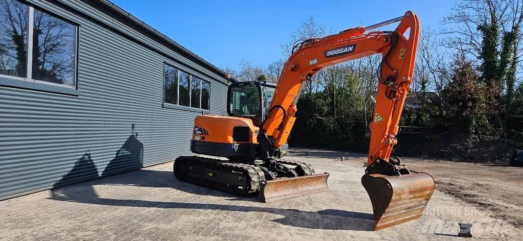 Doosan DX 85r -3 Средни екскаватори 7т - 12т