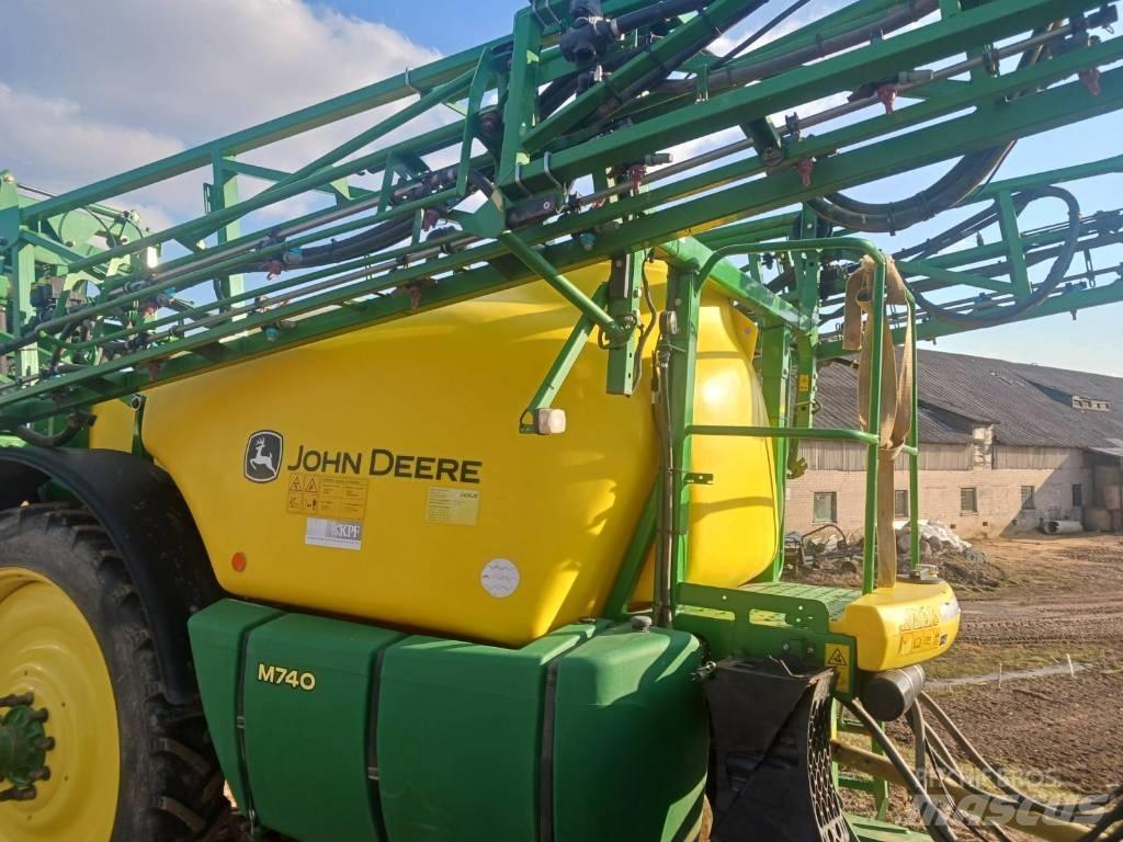John Deere 740 Прикачни пръскачки
