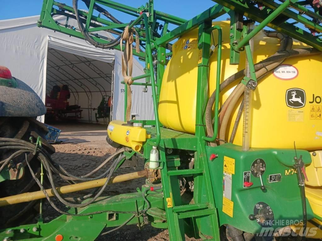 John Deere 740 Прикачни пръскачки
