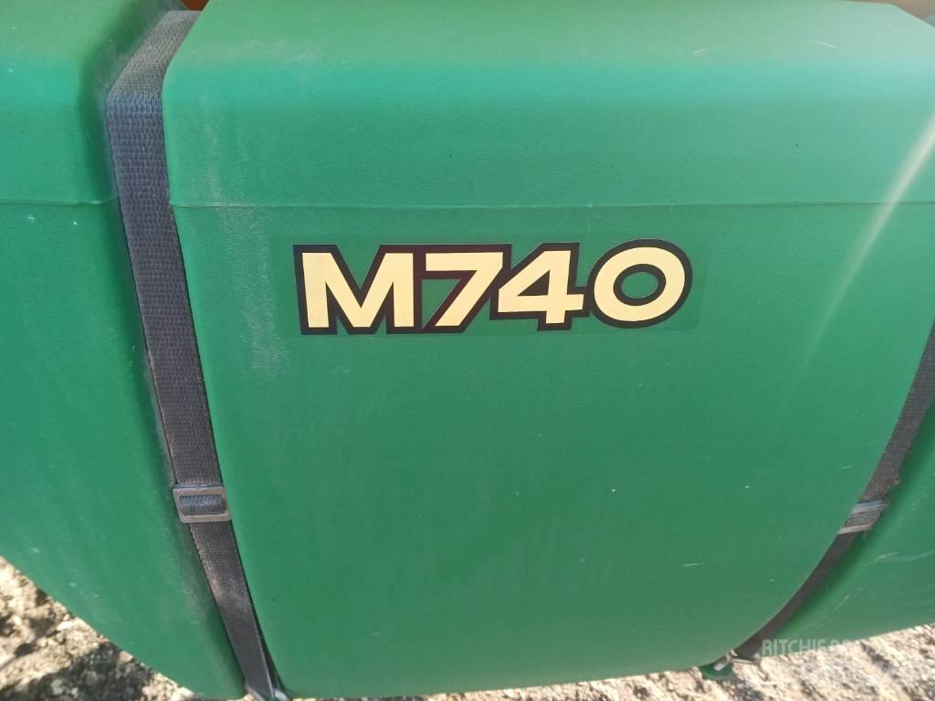 John Deere 740 Прикачни пръскачки

