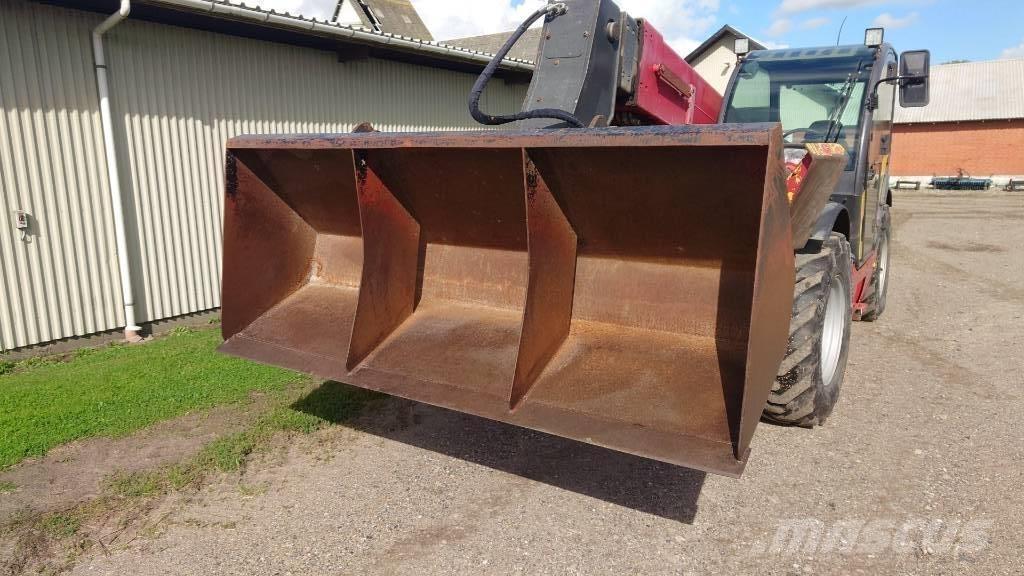 New Holland LM 1345 Телескопични товарачи