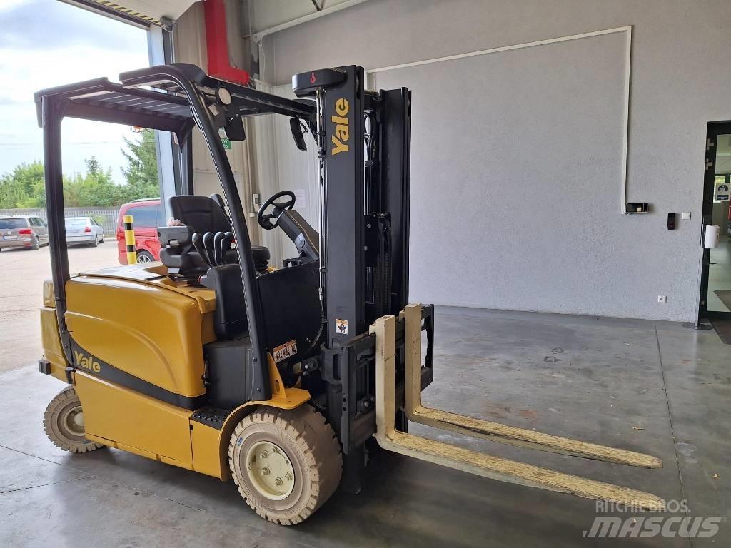 Yale ERP 30 VL Електрически вилични кари-повдигачи