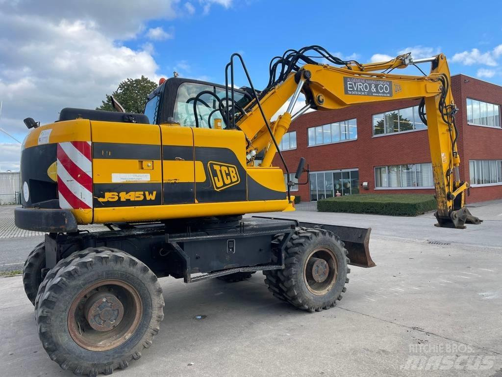 JCB JS 145 W Колесни екскаватори