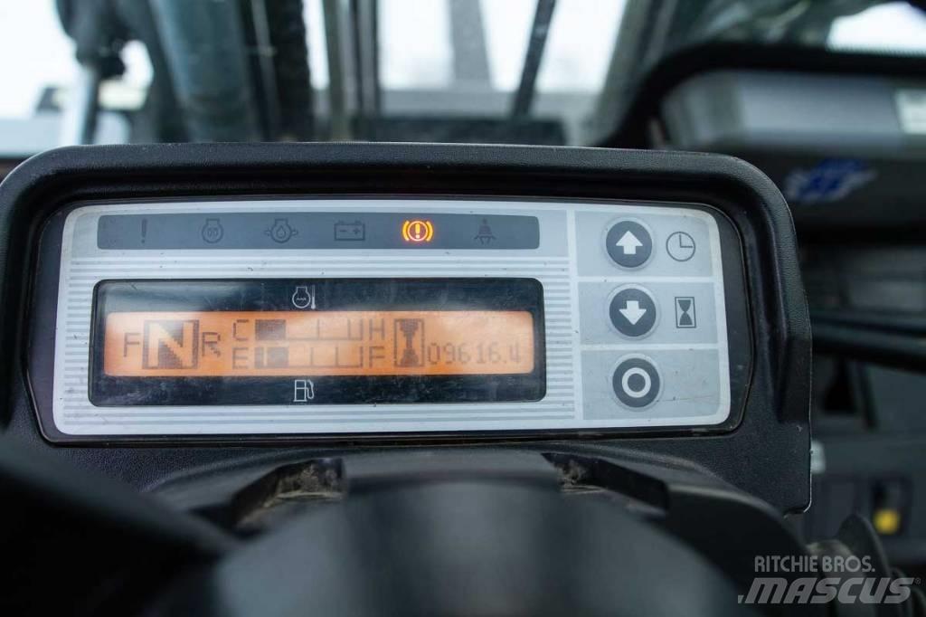 Nissan WG1F4A50Y Дизелови камиони