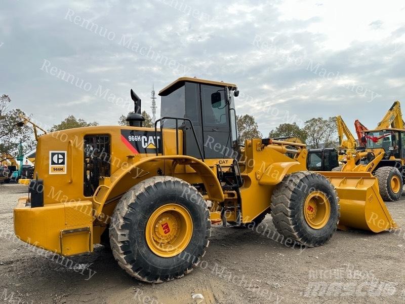 CAT 966H Колесни товарачи