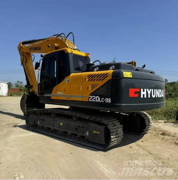 Hyundai R220-9S Верижен екскаватор