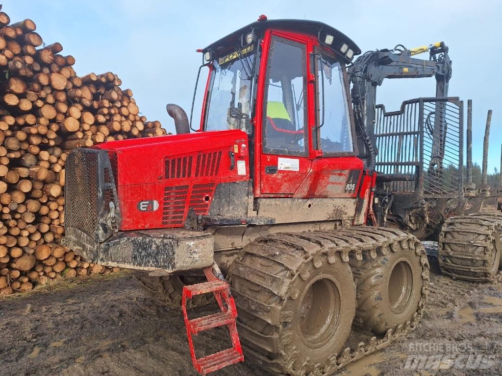 Komatsu 835 Форуардери