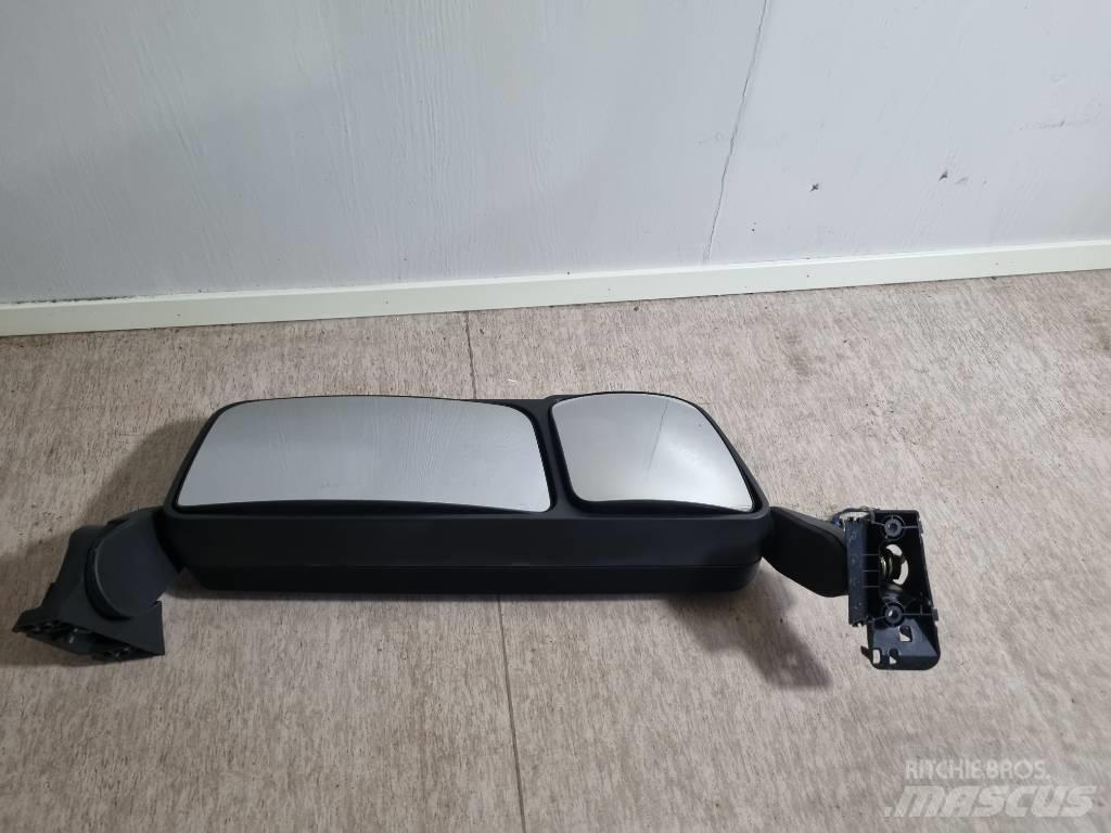 Mercedes-Benz MP4 Шаси