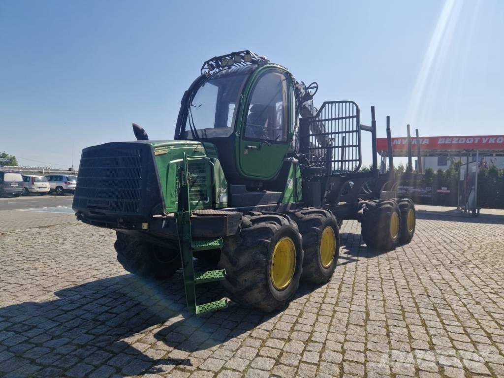 John Deere 1010 E Форуардери