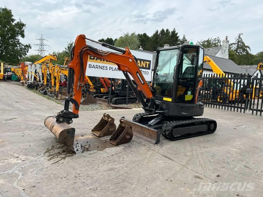 Doosan DX 27 Z Мини екскаватори < 7 т