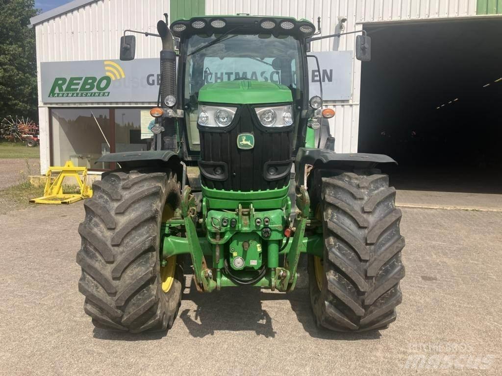 John Deere 6210 R Трактори