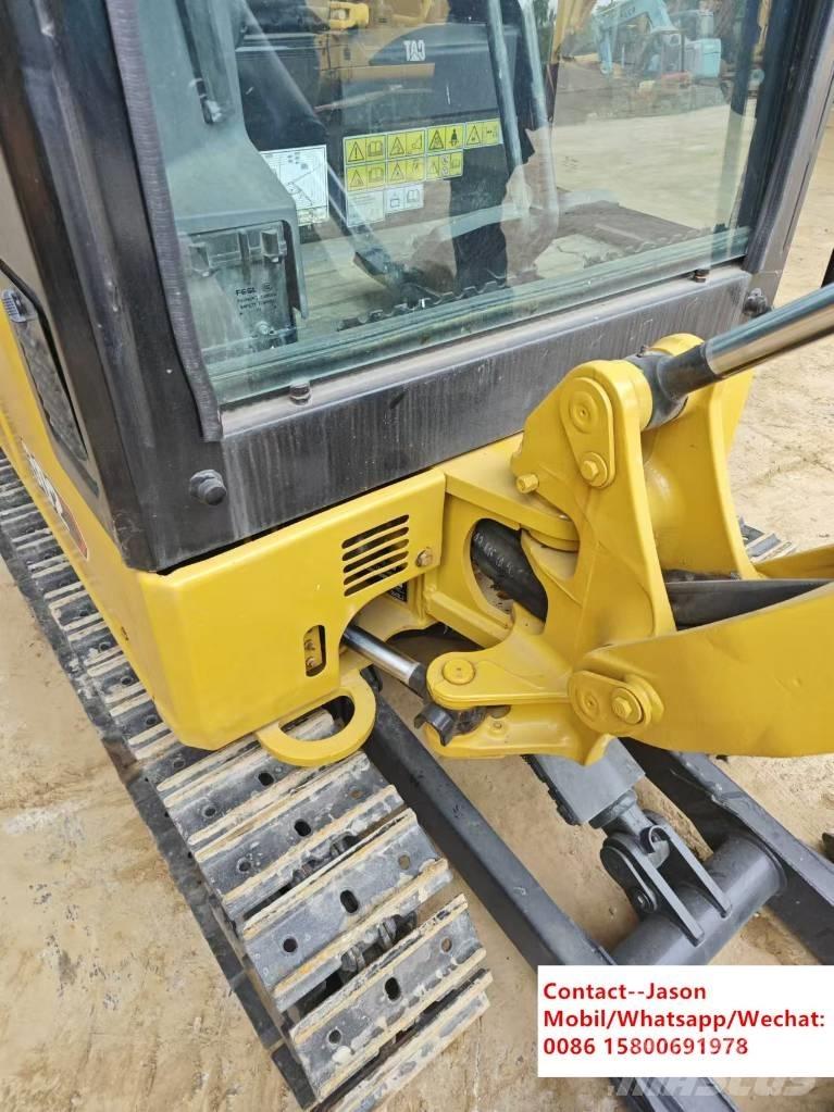 CAT 302CR Мини екскаватори < 7 т