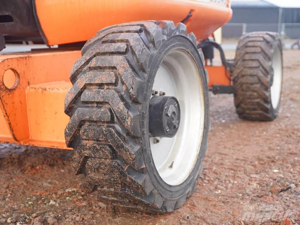 JLG 600 AJ Съчленени стрелови подемници