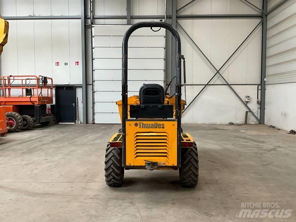 Thwaites 3 tonne Странични самосвали