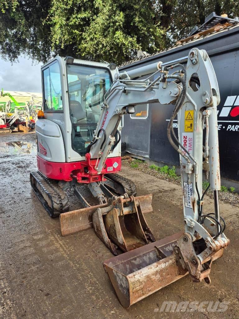 Takeuchi TB 325 R Мини екскаватори < 7 т