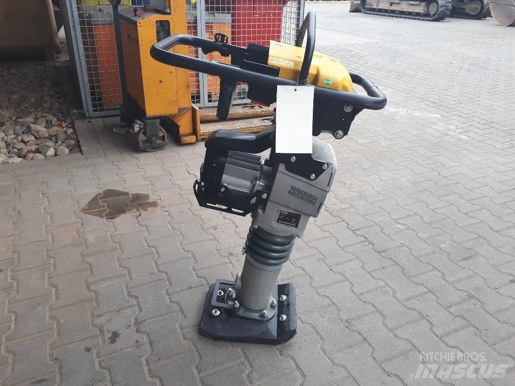 Wacker Neuson AS50 Пробки