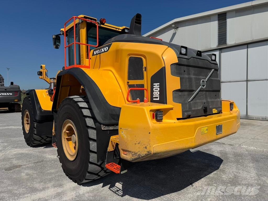 Volvo L 180 H Колесни товарачи