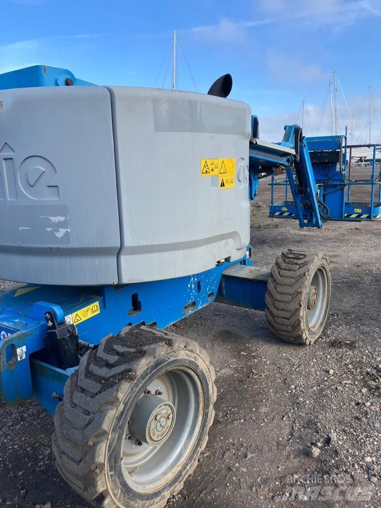 Genie Z 45/25 J Съчленени стрелови подемници