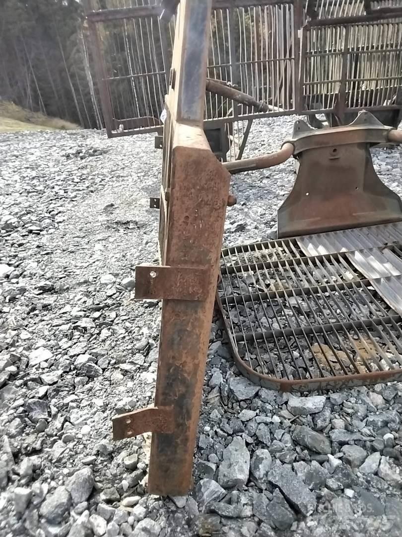 Valmet 860.3 Други компоненти