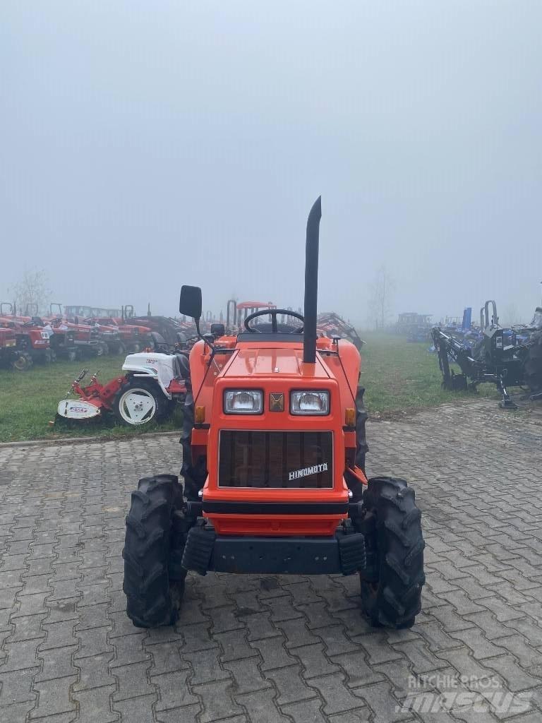 Hinomoto N239 Компактни трактори