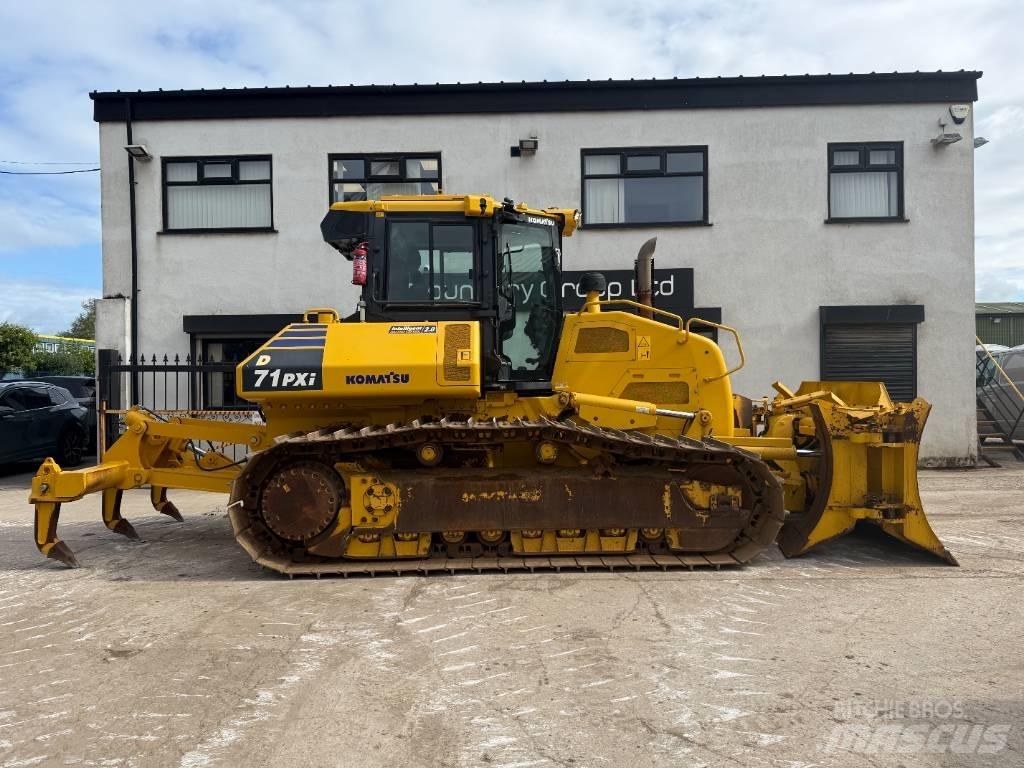 Komatsu D 71P Xi-24 Верижни булдозери
