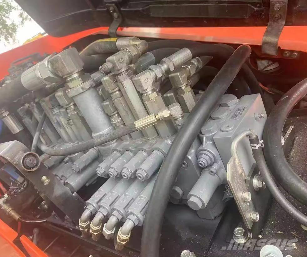 Kubota KX 185-3 Средни екскаватори 7т - 12т